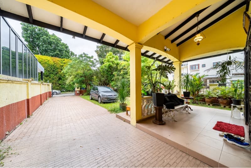 Lorong Sarina